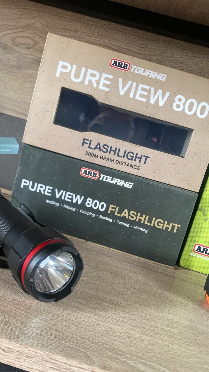 Lámpara Flashlight 300M Beam Distance ARB